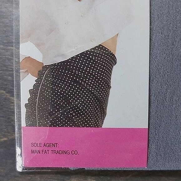 Japanese 80s deadstock grey knee-high stockings - Picture 6 of 7